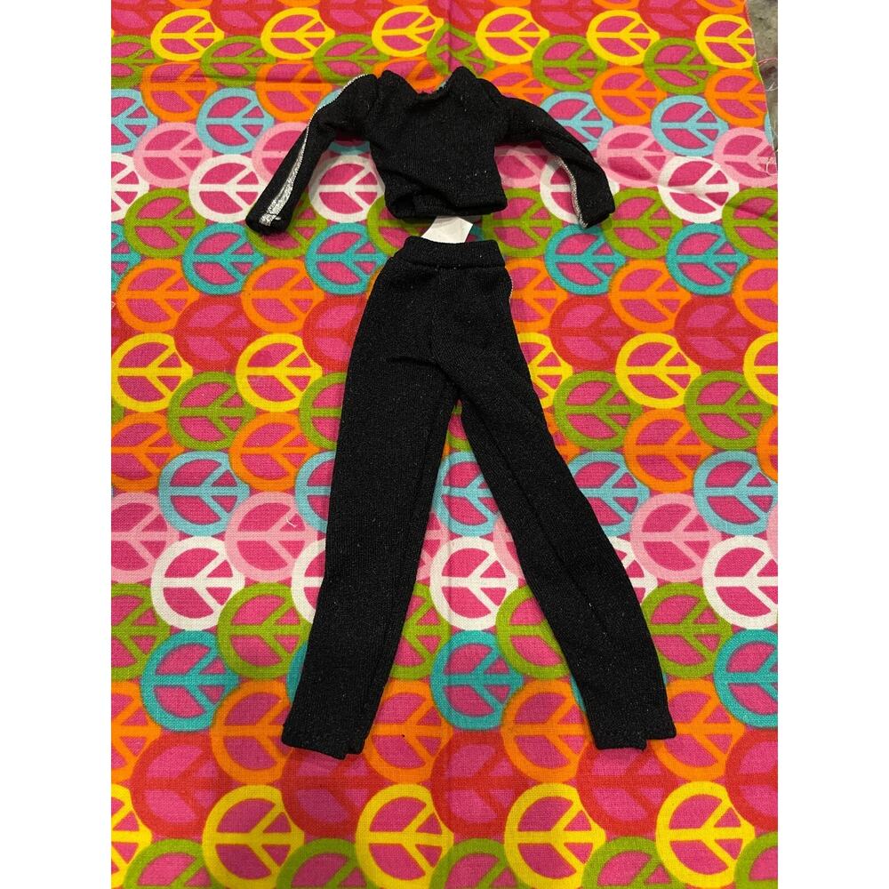 Lucky 2000s Barbie Rock  'N Roll Power Fashions - Black 2pc Jogger